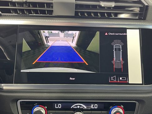 New 2025 Audi Q3 2.0T Premium image 29