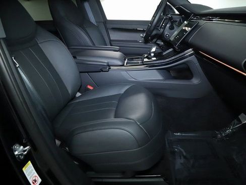Certified 2025 Land Rover Range Rover Sport SE image 30