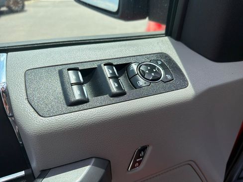 Used 2019 Ford F150 XLT AWD/4WD image 14