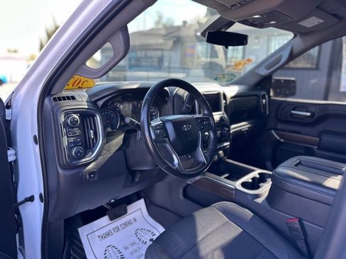 Used 2021 Chevrolet Silverado 1500 LT Trail Boss w/ Bed Protection Package AWD/4WD image 13