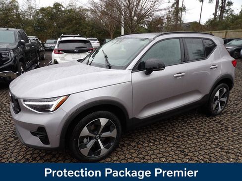 New 2026 Volvo XC40 B5 Plus w/ Protection Package Premier image 3