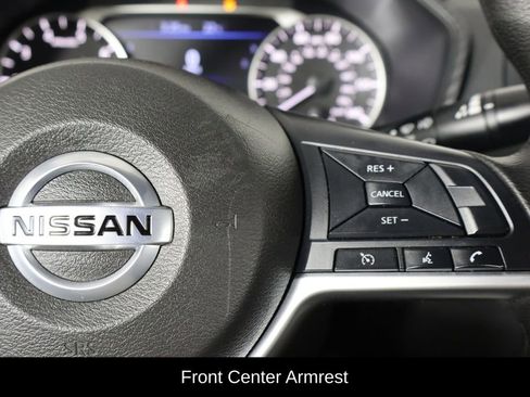 Used 2022 Nissan Altima 2.5 SV FWD image 10