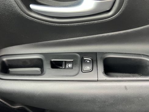 Used 2020 Jeep Renegade Altitude image 23