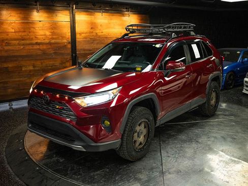 Used 2019 Toyota RAV4 Limited w/ Cold Weather Package AWD/4WD image 2