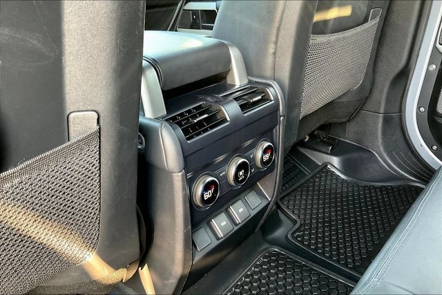 Used 2023 Land Rover Defender 130 X-Dynamic SE AWD/4WD image 12