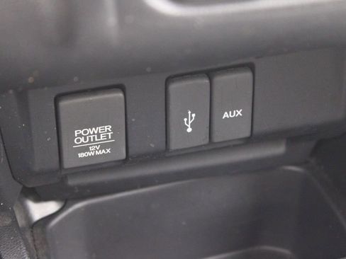 Used 2017 Honda Fit LX image 35