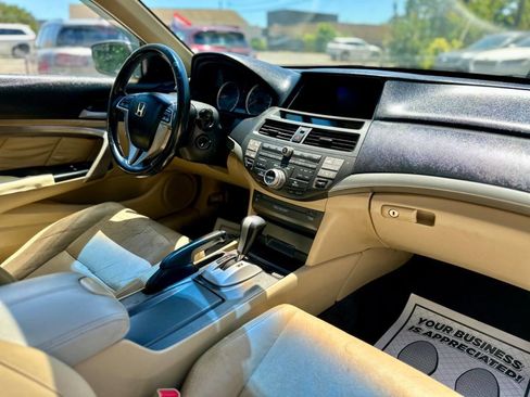 Used 2010 Honda Accord EX-L image 18