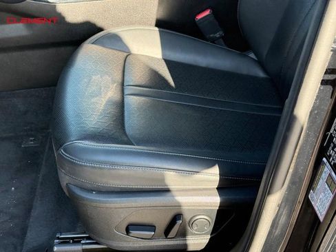 Used 2022 Kia Sorento SX AWD/4WD image 21