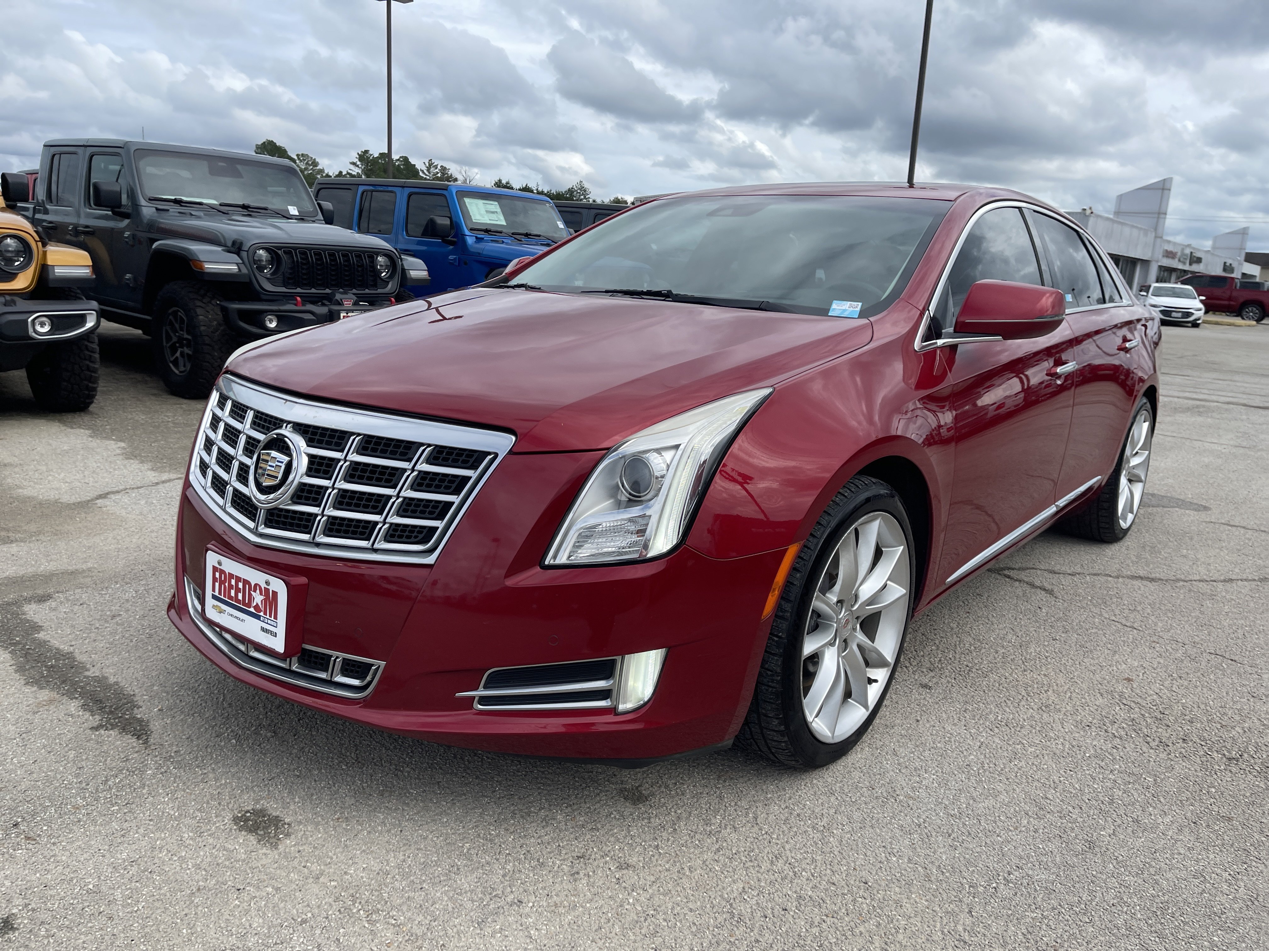 Used 2013 Cadillac XTS Premium FWD image 10
