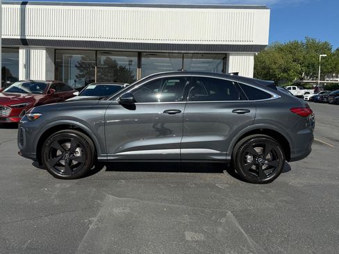 Used 2025 Audi Q5 Premium Plus w/ Premium Plus AWD/4WD image 23