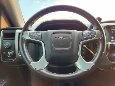 Used 2017 GMC Sierra 1500 SLE w/ SLE Value Package image 20