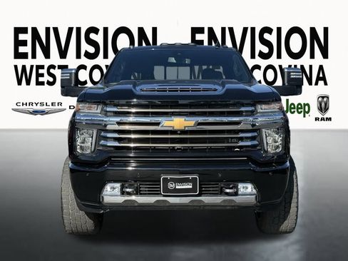 Used 2023 Chevrolet Silverado 2500 High Country w/ Safety Package II image 3
