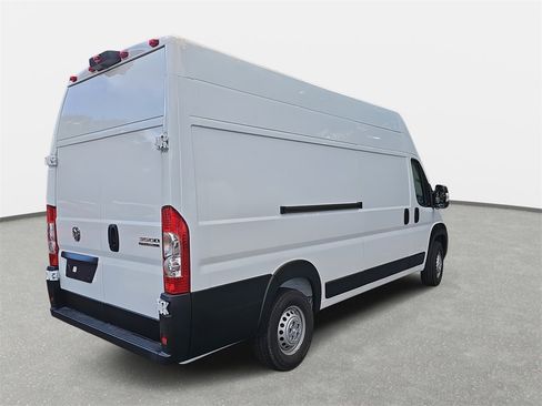 New 2024 RAM ProMaster 3500 w/ Convenience Group image 5
