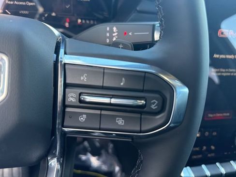 New 2026 GMC Acadia Elevation w/ Elevation Premium Package image 19