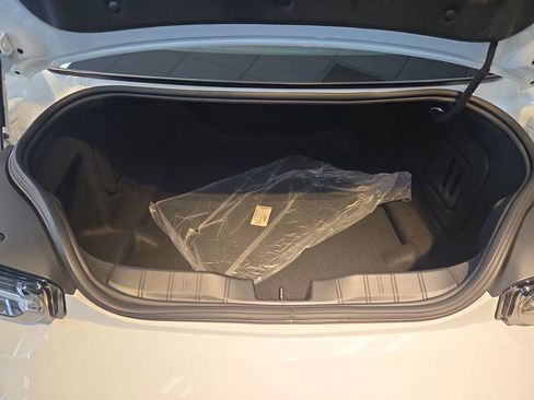 Used 2019 Chevrolet Camaro SS image 30