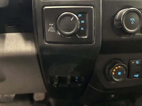 Used 2019 Ford F150 XL w/ Trailer Tow Package image 24