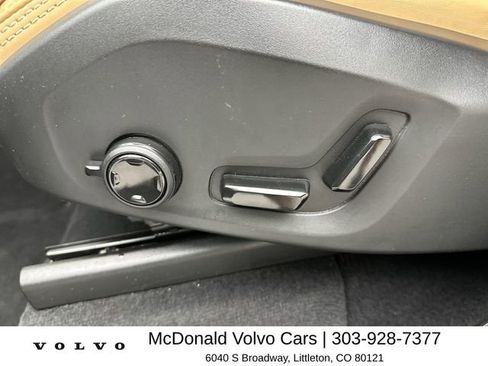 Certified 2024 Volvo XC90 B6 Ultimate w/ Protection Package Premier AWD/4WD image 12