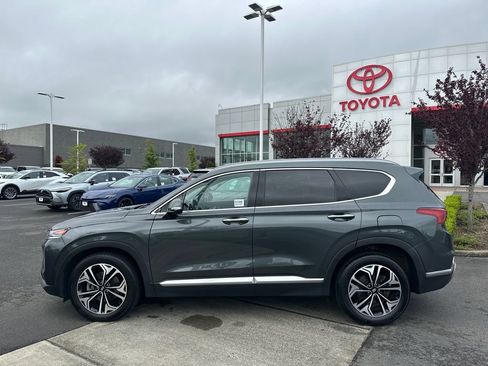 Used 2019 Hyundai Santa Fe Limited AWD/4WD image 2
