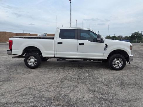 Used 2019 Ford F250 XL w/ Power Equipment Group AWD/4WD image 8