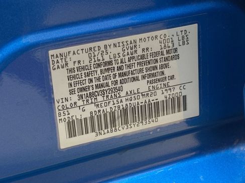 Used 2025 Nissan Sentra SV FWD image 22