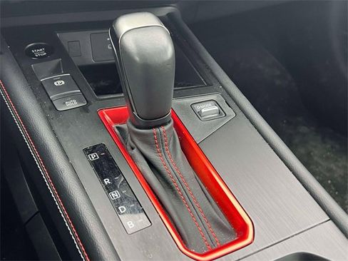 Used 2025 Nissan Kicks SR w/ SR Premium Package image 25