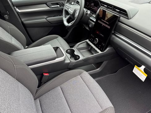 New 2026 GMC Terrain Elevation image 17