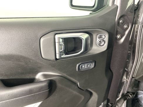 Used 2025 Jeep Wrangler Unlimited Sport S 4xe AWD/4WD image 15