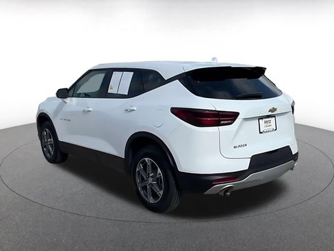 Used 2026 Chevrolet Blazer LT FWD image 10