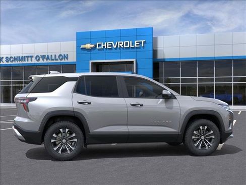 New 2026 Chevrolet Equinox LT image 5