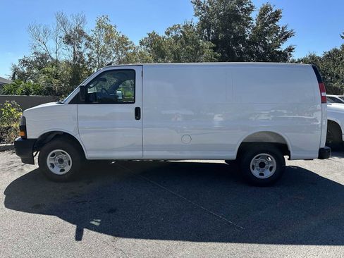 New 2025 Chevrolet Express 2500 w/ Enhanced Convenience Package image 4