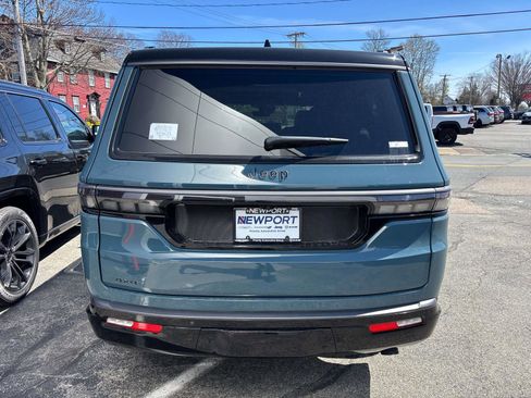 New 2026 Jeep Grand Wagoneer 4WD image 3