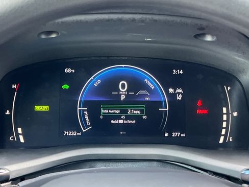 Certified 2025 Toyota Camry LE FWD image 27