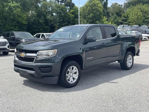 Used 2017 Chevrolet Colorado LT AWD/4WD image 3