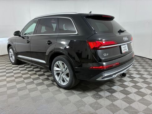 Used 2023 Audi Q7 3.0T Premium w/ Convenience Package AWD/4WD image 3