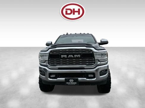 Used 2019 RAM 2500 Limited AWD/4WD image 2