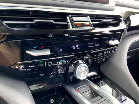 Used 2026 Acura MDX FWD image 34