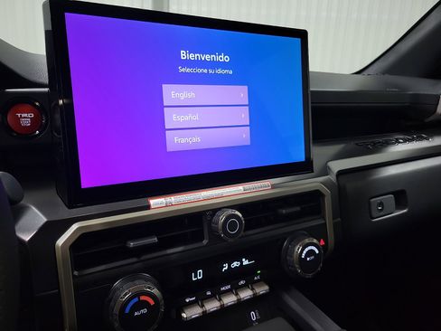 Certified 2025 Toyota Tacoma TRD Sport w/ Blackout Package (GST) image 17