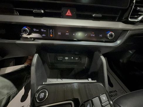 Used 2023 Kia Sportage X-Line w/ X-Line Premium Package image 16