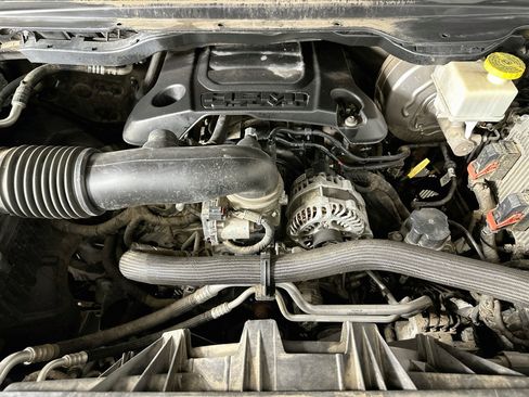 Used 2019 RAM 1500 Big Horn AWD/4WD image 32