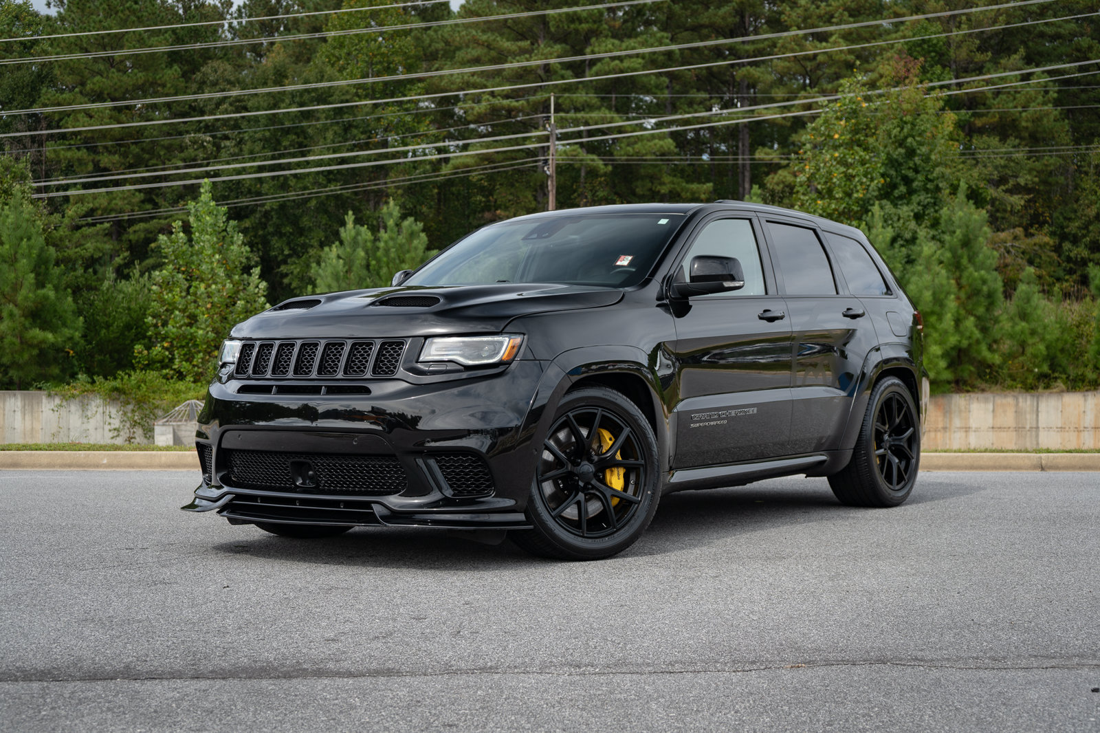 Used 2018 Jeep Grand Cherokee Trackhawk AWD/4WD image 2