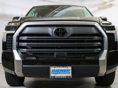 Used 2022 Toyota Tundra Limited image 24