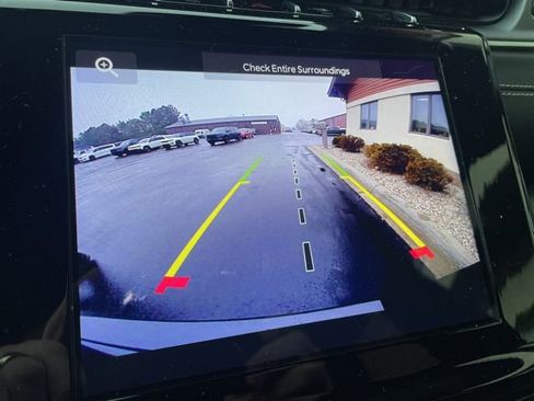 Used 2024 Jeep Grand Cherokee Altitude image 25