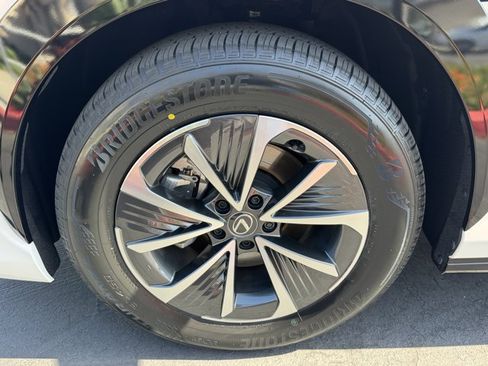 Used 2025 Lexus RZ 300e FWD image 15