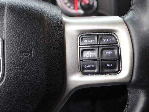 Used 2013 RAM 1500 Laramie w/ Convenience Group image 21