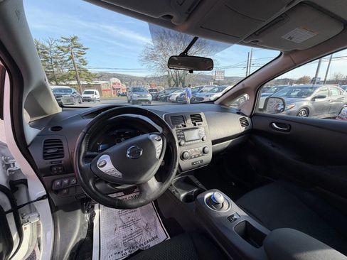 Used 2015 Nissan Leaf S w/ Charge Package image 25