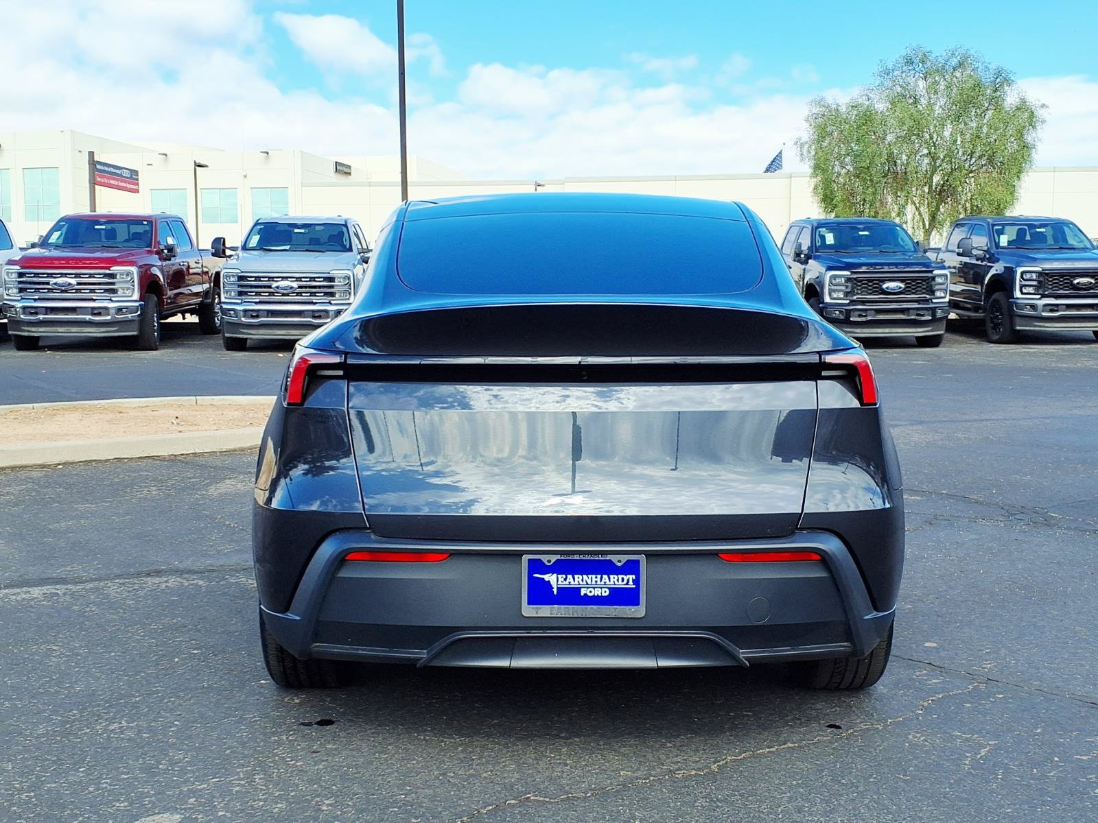 Used 2026 Tesla Model Y 2WD image 4