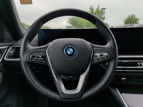 Certified 2023 BMW i4 eDrive35 w/ Premium Package image 22