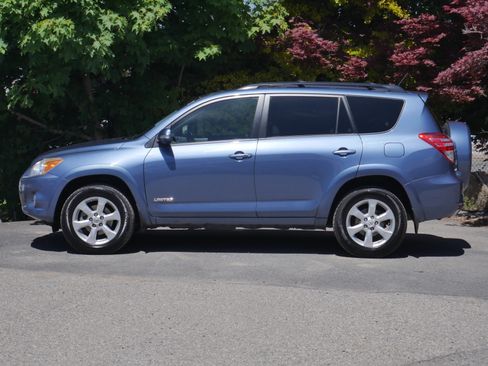 Used 2009 Toyota RAV4 Limited AWD/4WD image 17