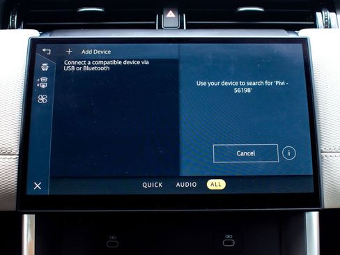 Used 2025 Land Rover Discovery Sport Dynamic SE image 30