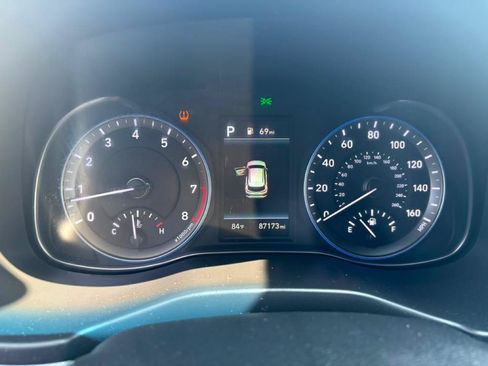 Used 2018 Hyundai Kona SEL FWD image 12